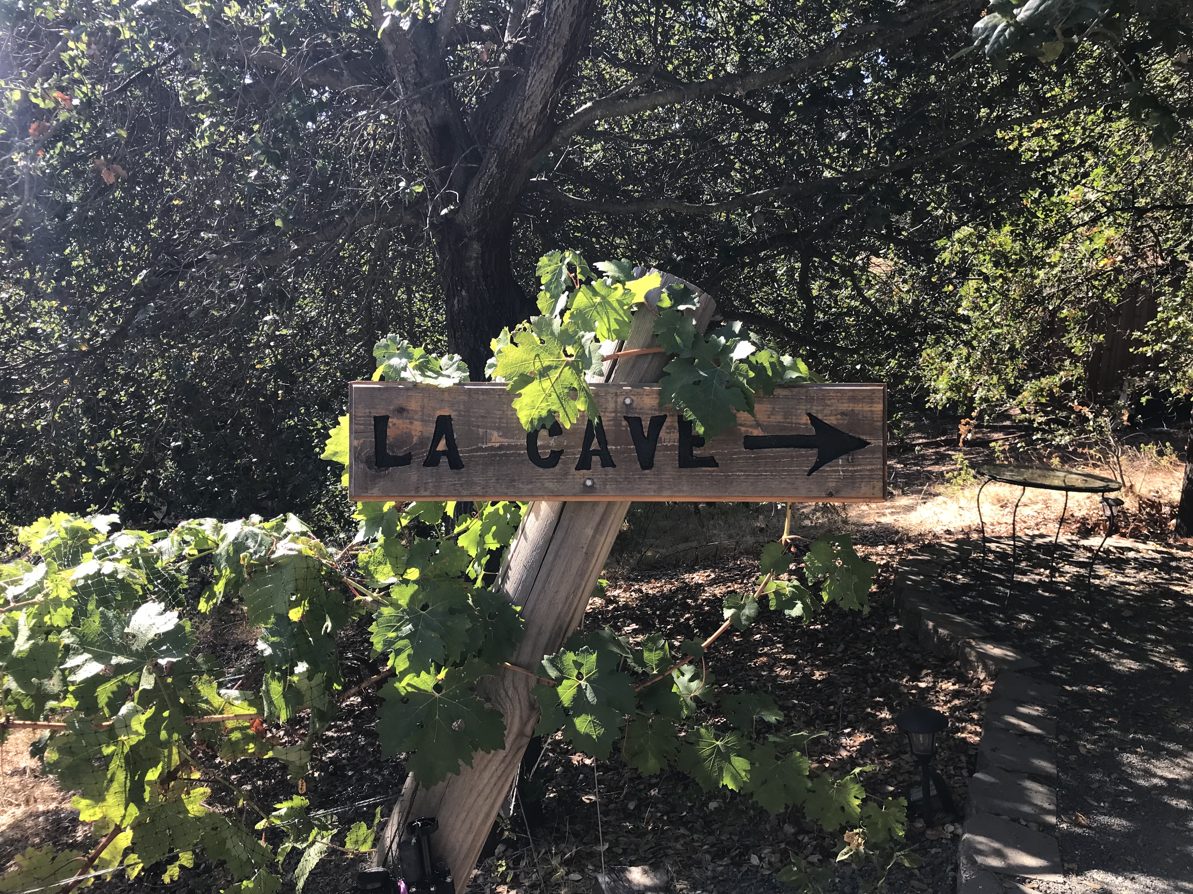 Raisin d'Etre La Cave Raisin d'Etre La Cave